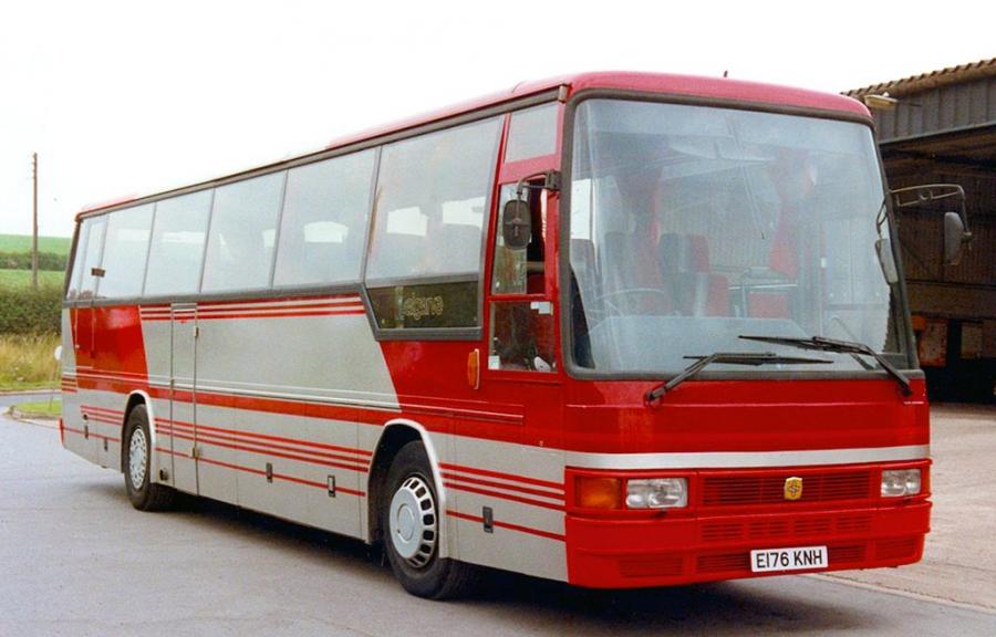  DAF MB 230 DKFL-615 Caetano Algarve (C49Ft) 1988 года  (фото 1 из 1)